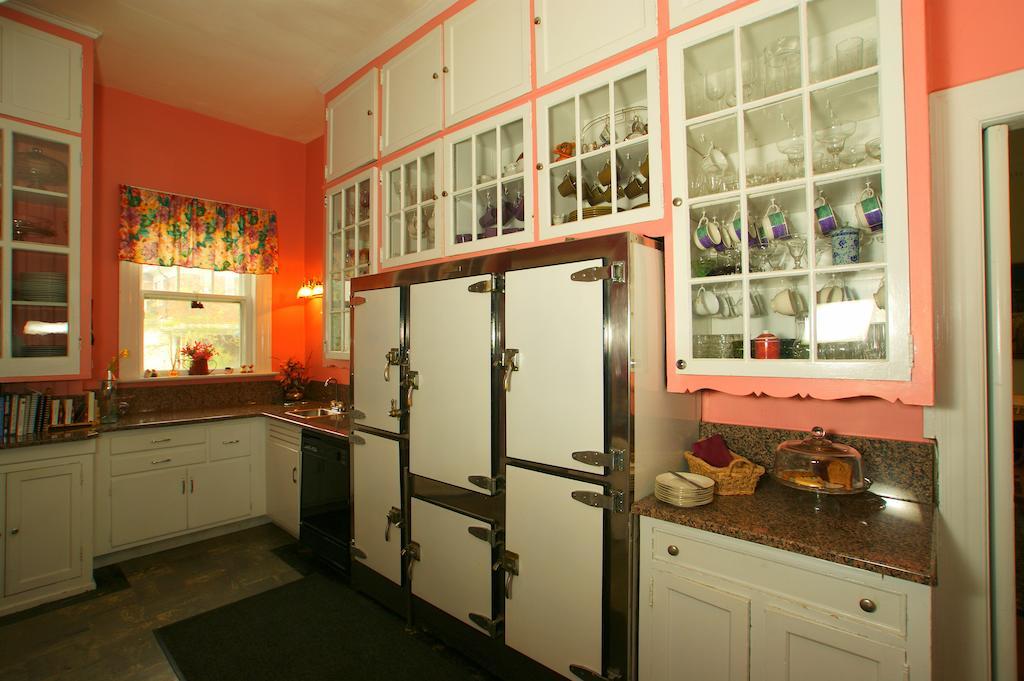 Morehead Manor Bed And Breakfast Durham Exteriör bild