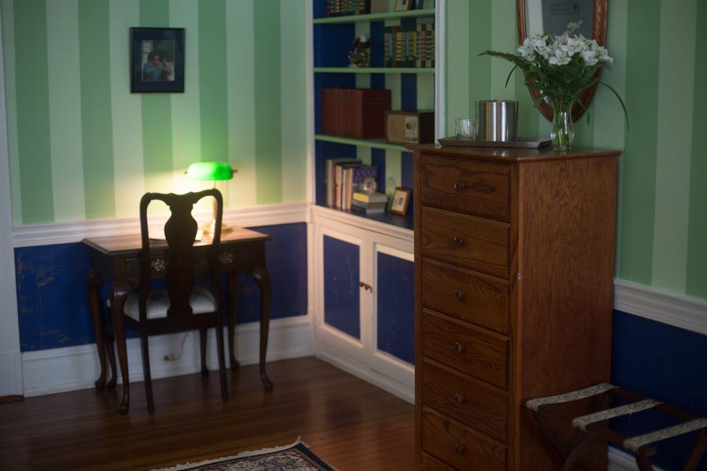 Morehead Manor Bed And Breakfast Durham Exteriör bild