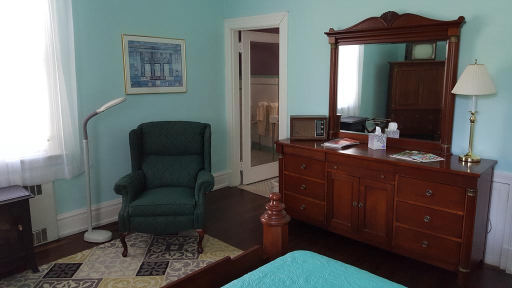 Morehead Manor Bed And Breakfast Durham Exteriör bild