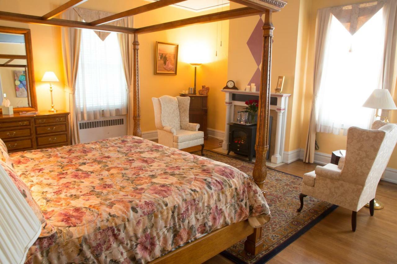 Morehead Manor Bed And Breakfast Durham Exteriör bild
